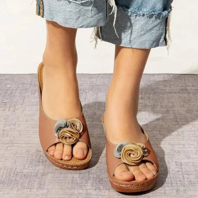 Lila™ - Orthopedic Flower Strap Leather Sandals