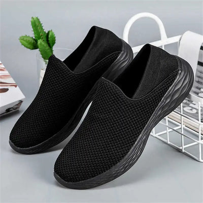 Breathable Flying Woven Soft Sole Slip-On Shoes for Men