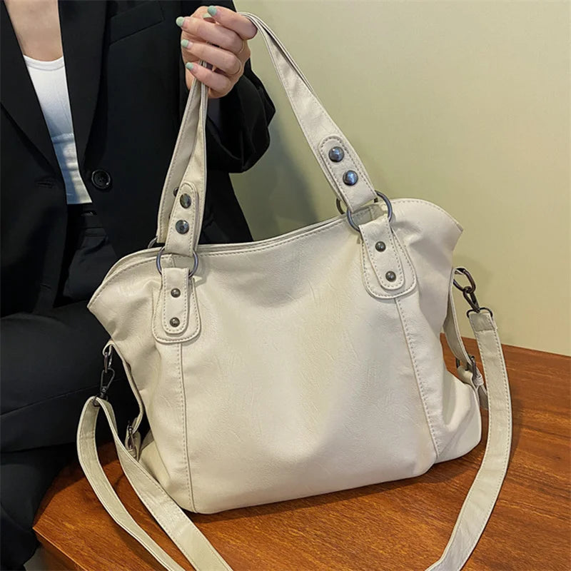 Emily™ - Elegant Large Capacity Shoulder Bag