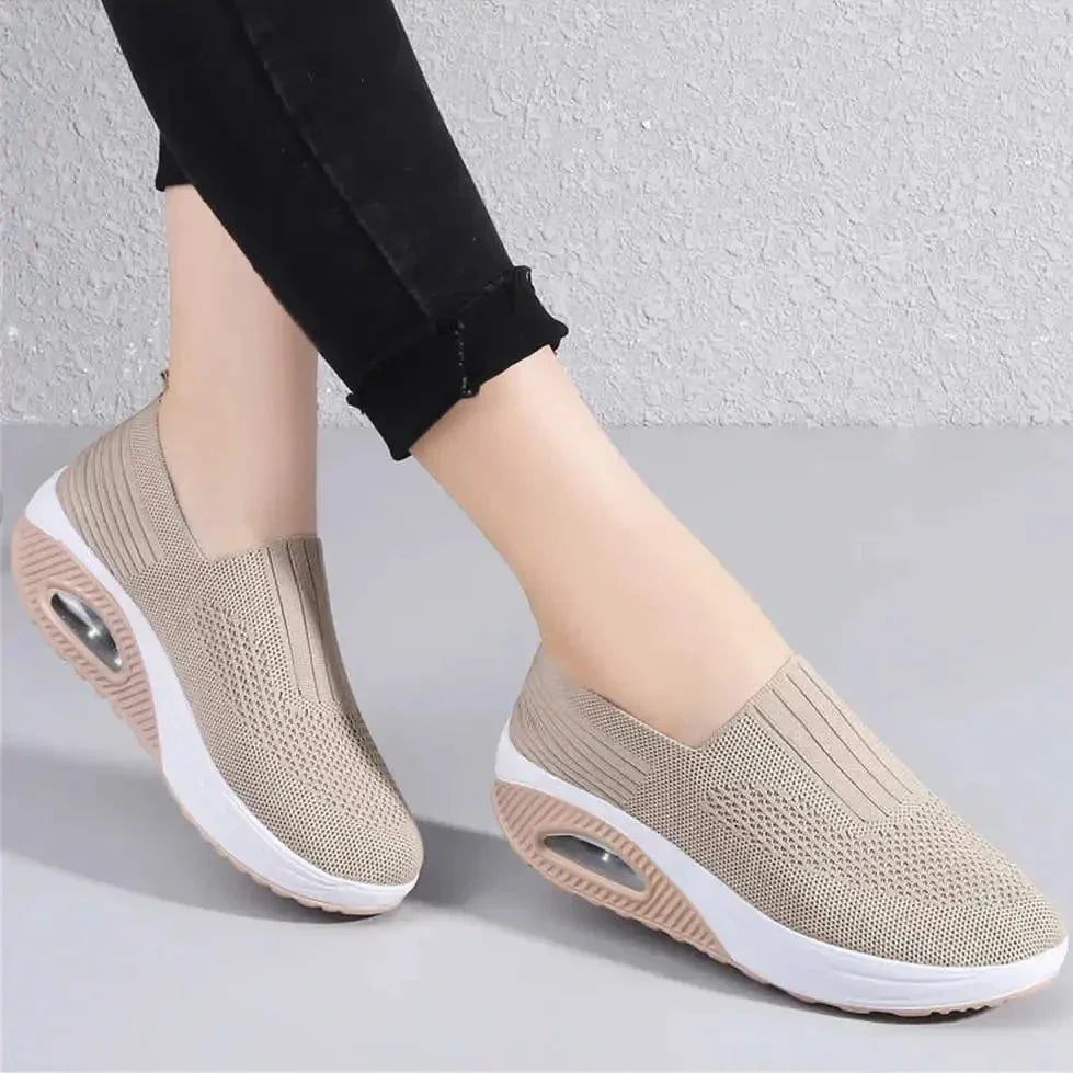 Lily Comfort - Breathable Wedge Heel Orthopedic Shoes for Women