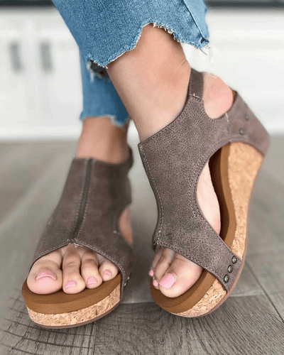 Blair™ - Stylish High Sole Adjustable Orthopedic Sandals with Arch Support